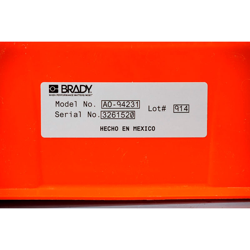 Этикетки Brady M71-38-428, материал B-428, металлизированный полиэстер для паспортных табличек, размер 101.6х48.26мм, 100 шт. в уп. brd114827